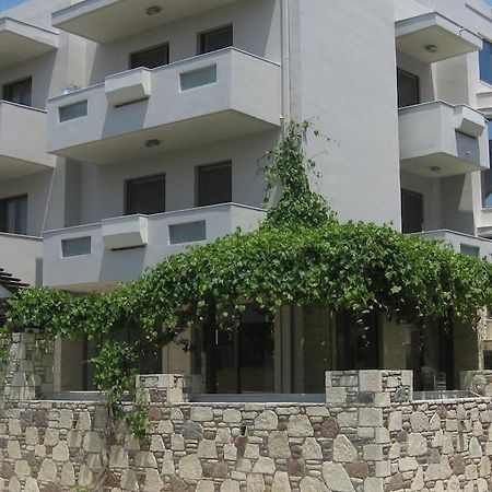 Captain Yiannis Studios & Apartments Cos Habitación foto